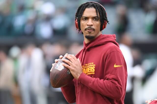 Jan 26, 2025; Philadelphia, PA, USA; Washington Commanders quarterback Jayden Daniels (5) during warmups against the Philadelphia Eagles in the NFC Championship game at Lincoln Financial Field. Mandatory Credit: Eric Hartline-Imagn Images Jayden Daniels, Commanders
